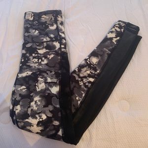 Women’s floral leggings TKO